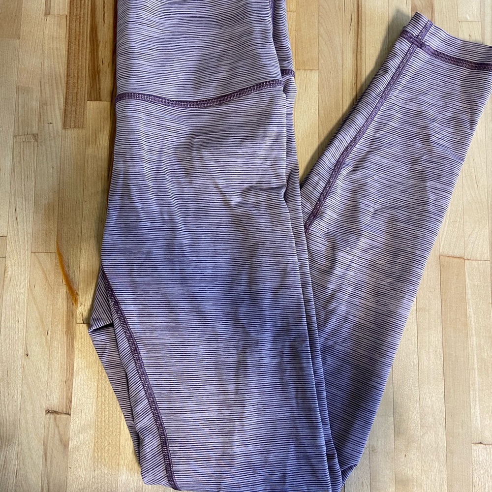 Lululemon leggings size 6